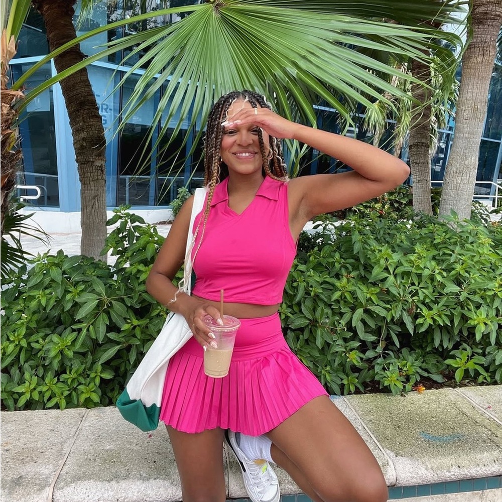 Gold Hinge Hot Vibrant Pink Skirt